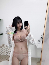 #高雄  依晨 161.D.45.23歲