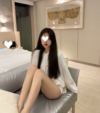 Julia｜160cm.C奶.19歲